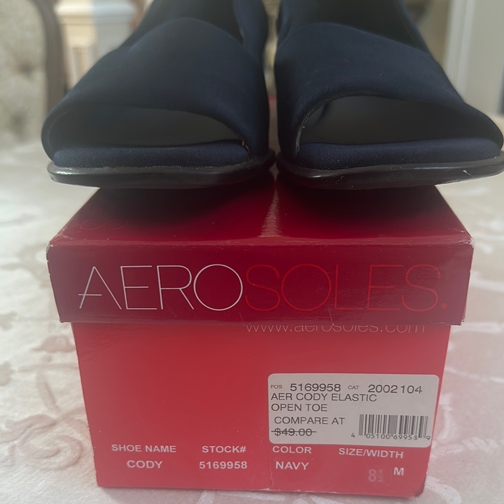 Aerosoles Women's Navy Peep Toe Shoes - Picture 2 of 4